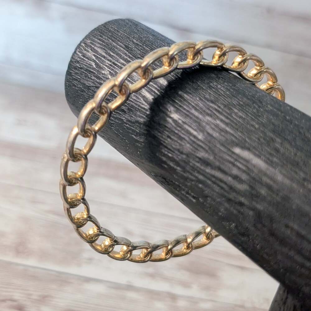 Vintage Bracelet - Gold Tone Chain Like - Fair Condition